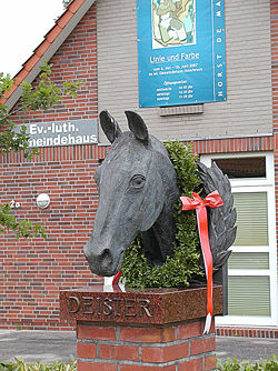 Une statue de Deister à Osterbruch en Allemagne